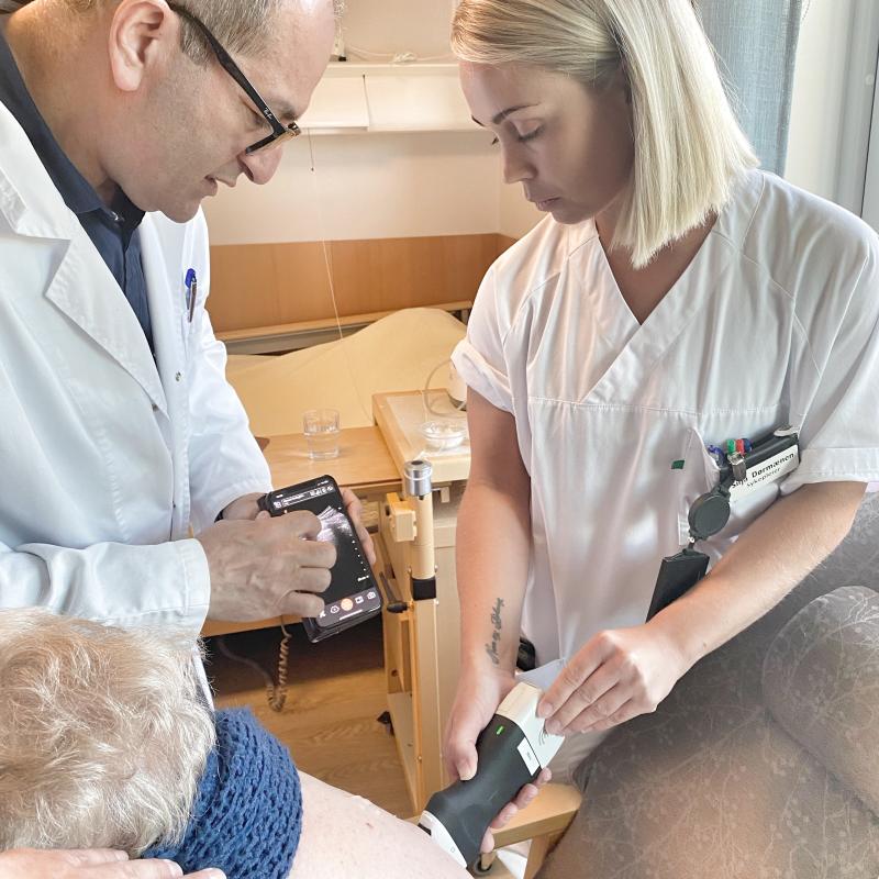 Pasientnær ultralyd i primærhelsetjenesten utføres her av Allmennlege og Allmennsykepleier i samarbeid i Notodden kommune